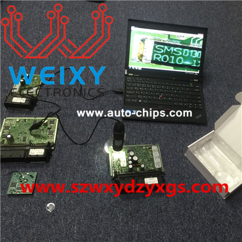 Professional electronic Microscope used for inspecting ECU IC model No and soldering work.