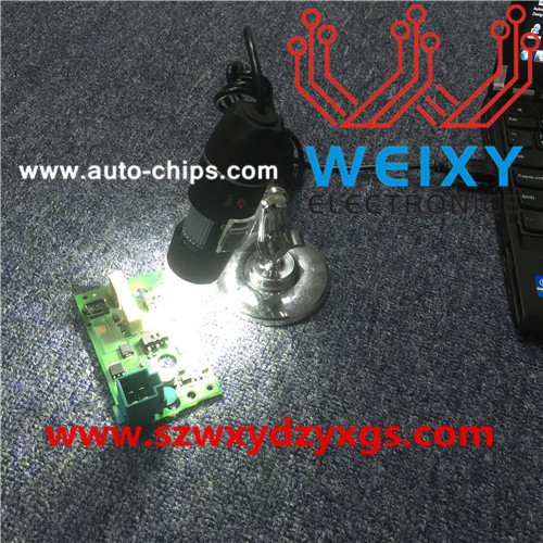 Professional electronic Microscope used for inspecting ECU IC model No and soldering work.